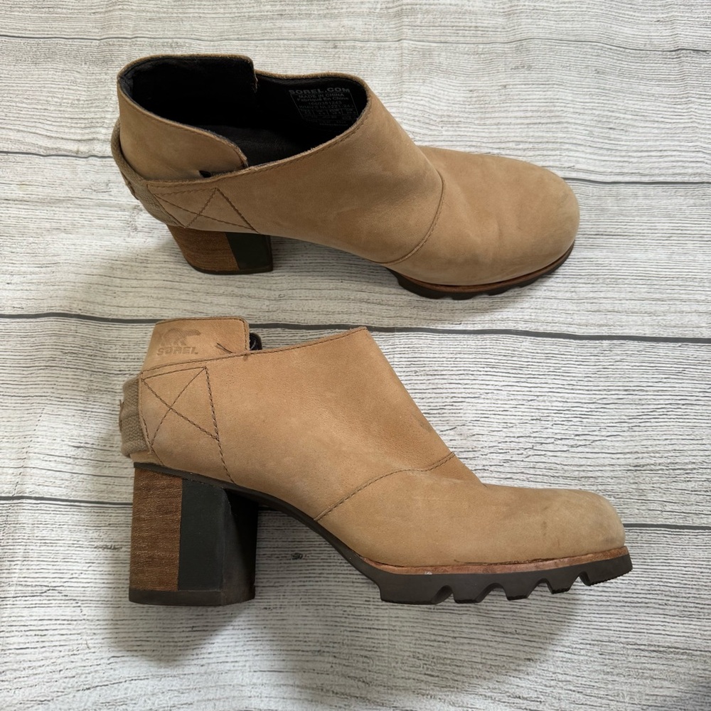 Women's Tan Suede Block Heel Ankle Boots